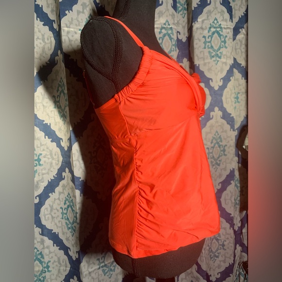 Giani Bini Bathing Suit 👙 Top - Picture 2 of 16